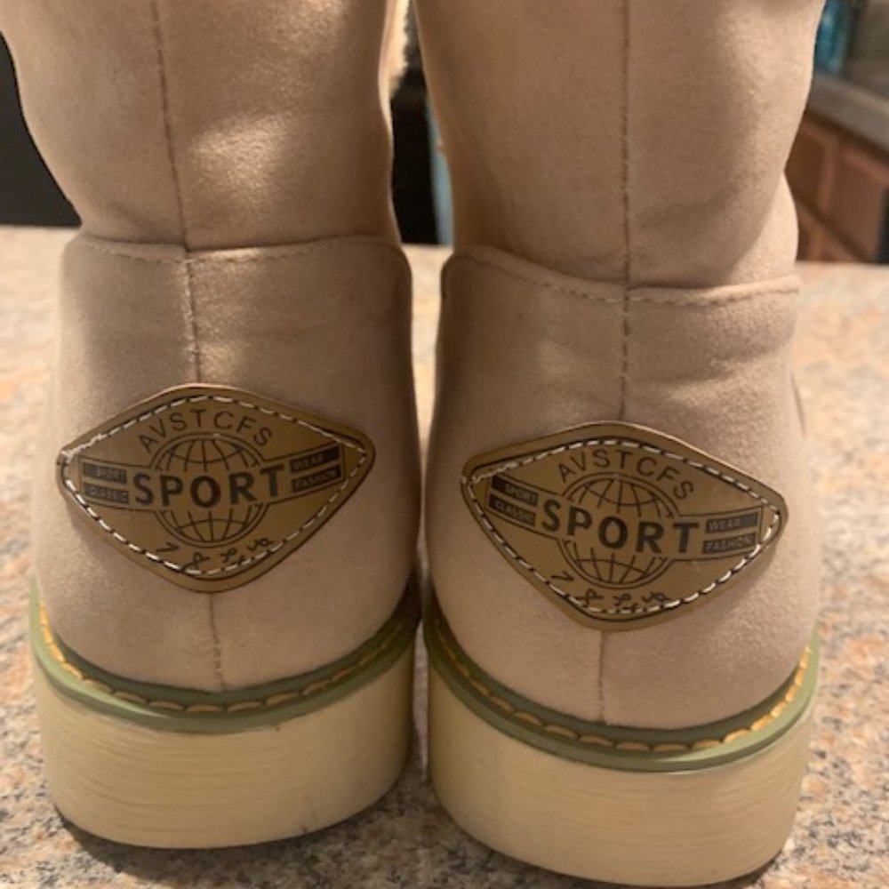 boots - Picture 4 of 5